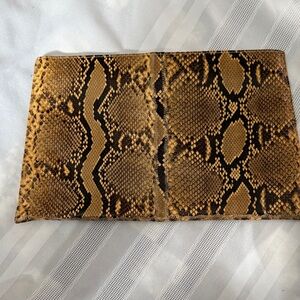 Reptile Skin Pattern clutch purse